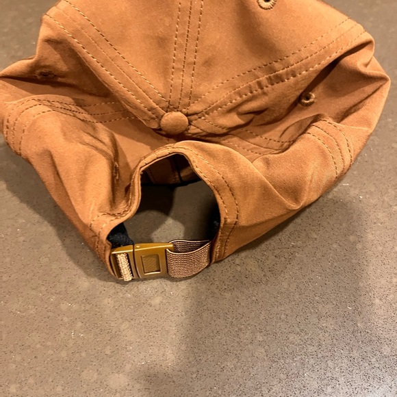 ALO Yoga baseball hat - Picture 3 of 3